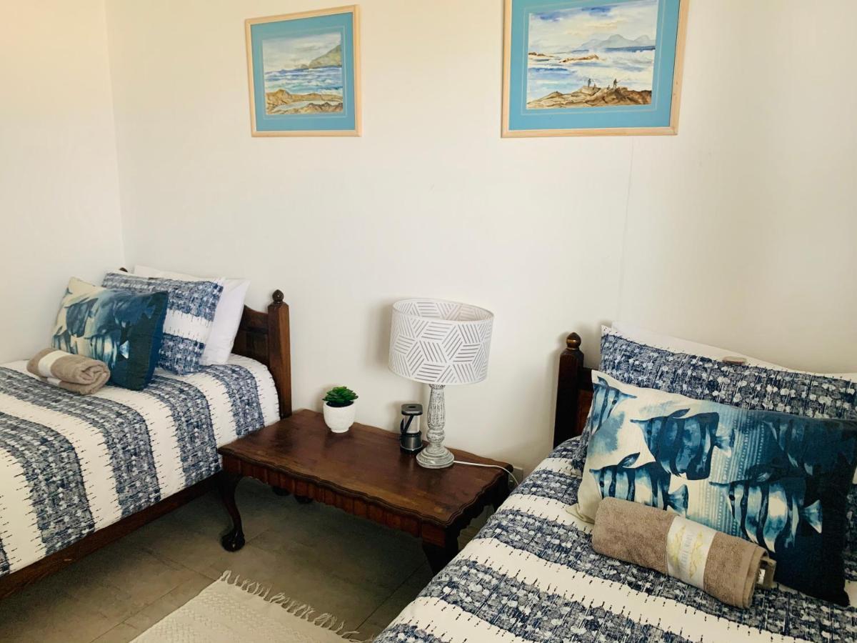 Pebble Moon Holiday Flat Странд Екстер'єр фото